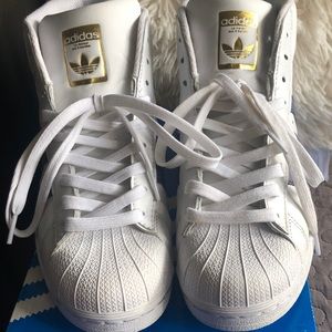 Adidas Pro model J ( color white / super purple)